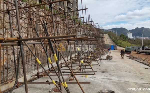 自钻式锚杆挡土墙施工工艺流程