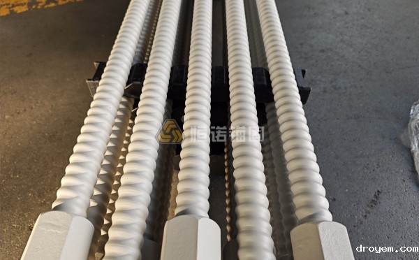 自钻式中空锚杆一般用什么钢材