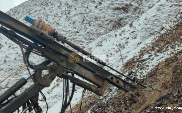 护坡锚杆一般打多深