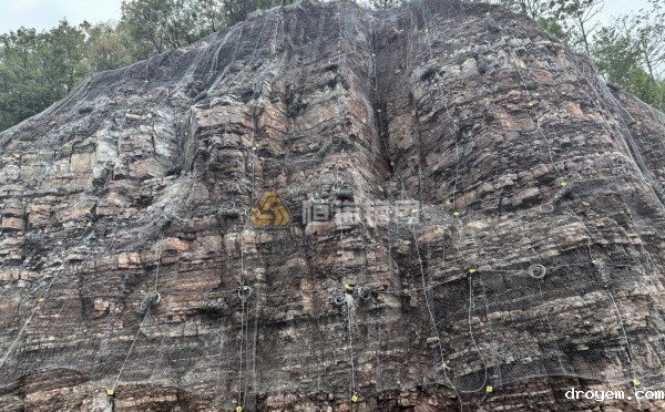 边坡主动防护网施工步骤
