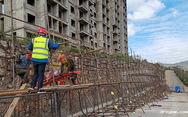 自钻式中空锚杆在断层破碎带岩石边坡施工中的注意事项 自钻式中空锚杆在断层破碎带岩石边坡施工中的注意事项