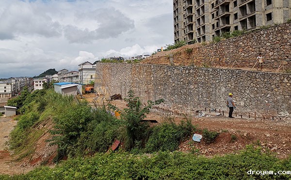 挡土墙现场 挡土墙现场